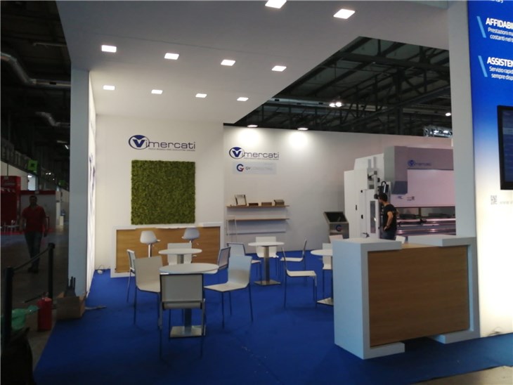 GruppoVedi allestimento stand fiere negozi uffici arredamento F.lli Vimercati Lamiera Rho mag_22 (4)