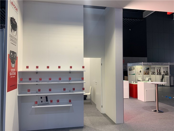 GruppoVedi allestimento stand fiere negozi uffici arredamento Elettromedia Ise Barcellona mag_22 (2)