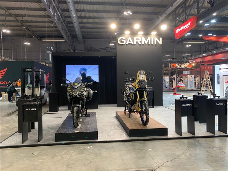 GruppoVedi allestimento stand fiere negozi uffici arredamento Garmin Eicma Moto Rho nov_21 (3)