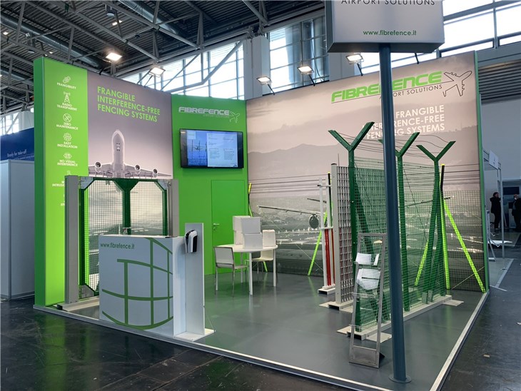 GruppoVedi allestimento stand fiere negozi uffici arredamento Fibre Net Inter Airport Monaco nov_21 (6)