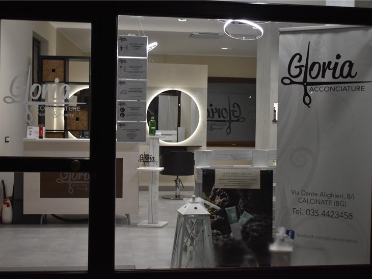 GruppoVedi allestimento stand fiere negozi uffici arredamento Gloria Acconciature Calcinate (BG) nov_21 (39)