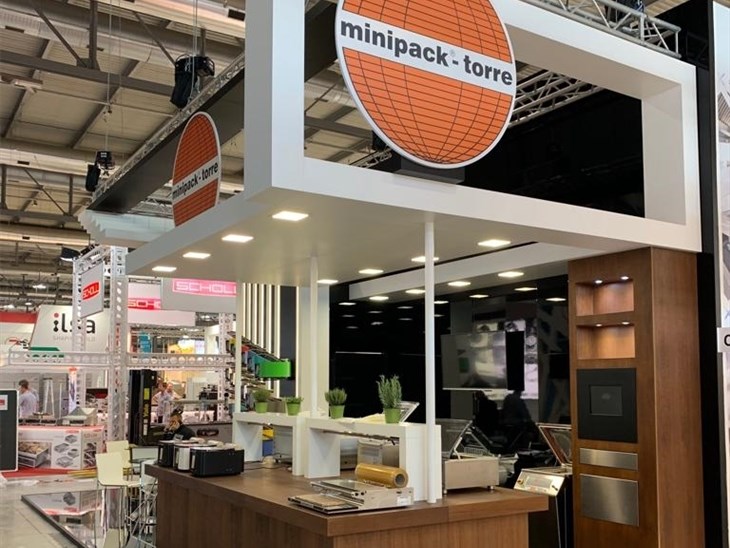 GruppoVedi allestimento stand fiere negozi uffici arredamento Minipack-Torre Host Rho ott_19 (24)