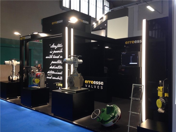 GruppoVedi allestimento stand fiere negozi uffici arredamento Erreesse IVS Fiera di Bergamo mag_19 (5)