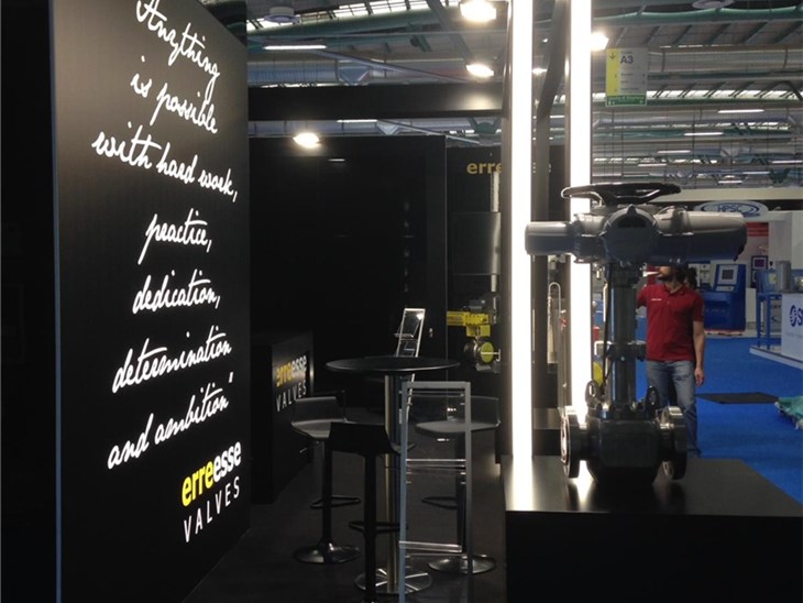 GruppoVedi allestimento stand fiere negozi uffici arredamento Erreesse IVS Fiera di Bergamo mag_19 (7)