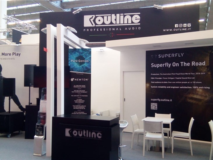 GruppoVedi allestimento stand fiere negozi uffici arredamento Outline PLS Messe Frankfurt apr_19 (2)