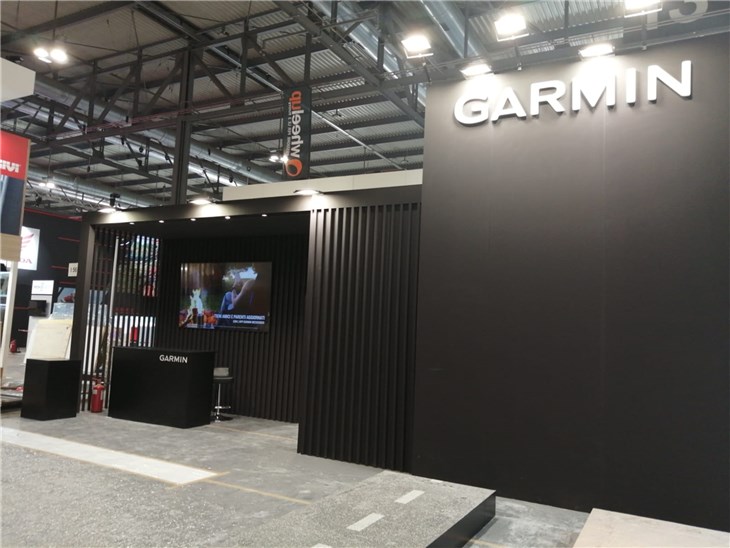 	GruppoVedi allestimento stand fiere negozi uffici arredamento Garmin Eicma Moto Rho nov_22 (1)